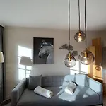 Ahndole-hollken Apartmán *