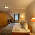 Ahndole-hollken Böhl