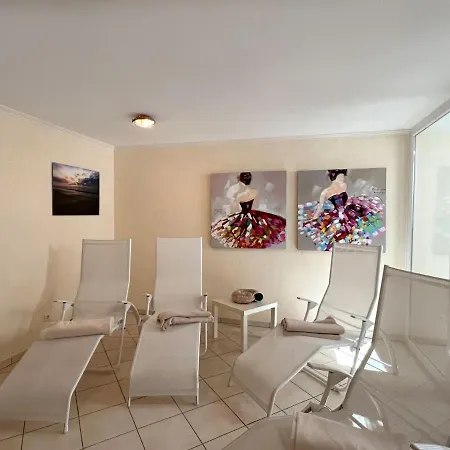 Ahndole-hollken Sankt Peter-Ording