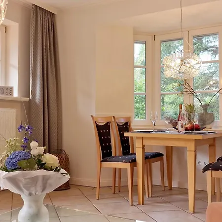 アパート Ahndole-hollken *