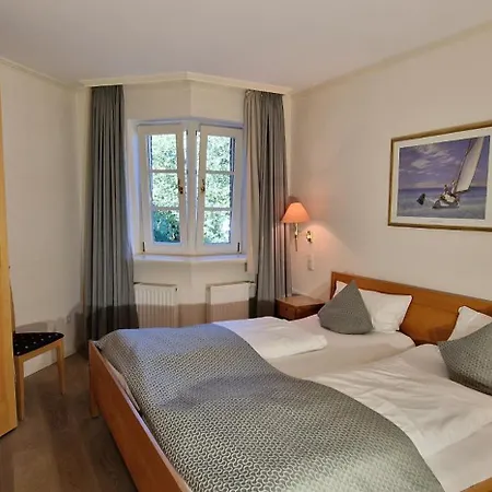 Ahndole-hollken Apartment *